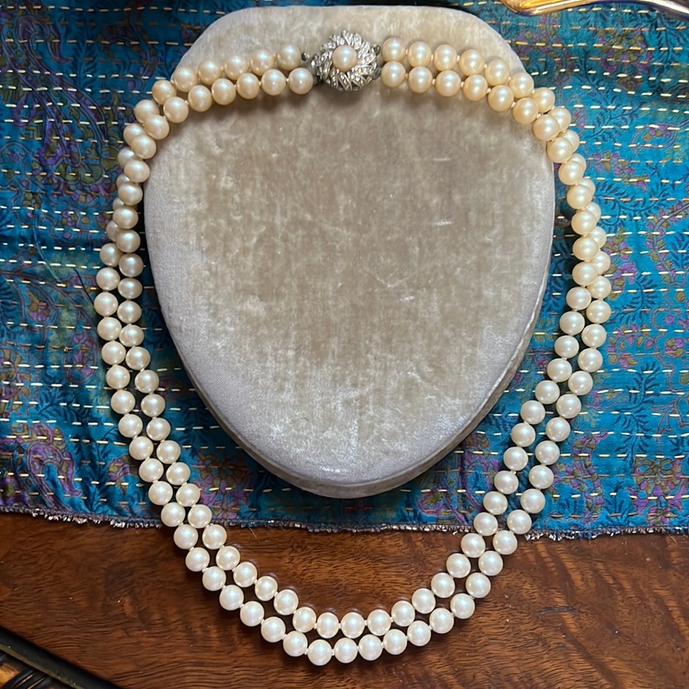 Vintage faux pearl double strand
